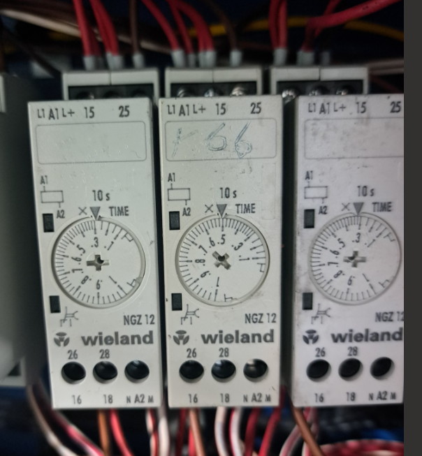 K66 Timer relay 
Wieland NGz 12